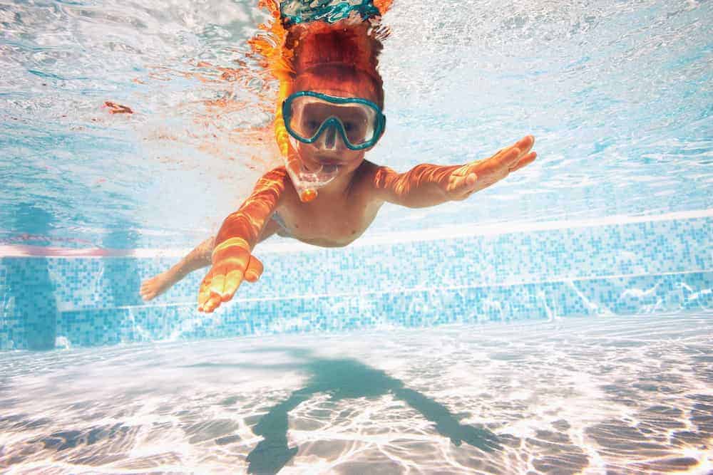 Venturel Thrill_Train Kids Snorkelling in the Pool